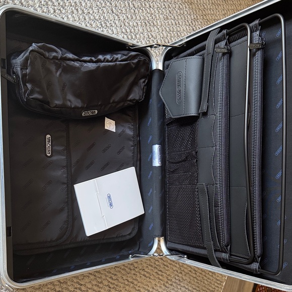 NWT RIMOWA Aluminum Silver Color Attaché Briefcase Made in Germany